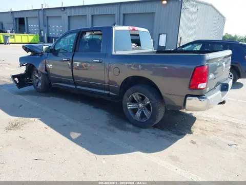 2017 RAM 1500 Big Horn 4x4 5'7 Box VIN 1C6RR7LG8HS527662 фото 3