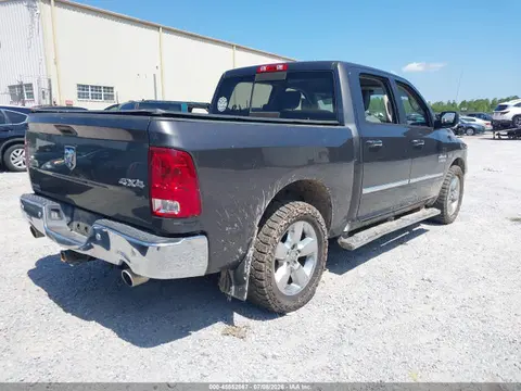 2018 RAM 1500 Big Horn 4x4 5'7 Box VIN 3C6RR7LT4JG171589 фото 4