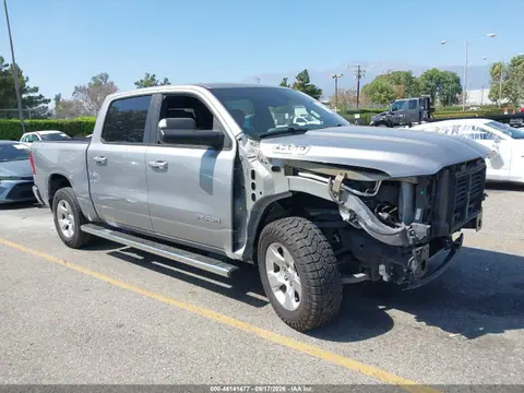 1C6RREFTXKN685570 — 2019 RAM 1500 Big Horn/Lone Star 4X2 5'7 Box, Передняя часть (Front End), фото до ремонта