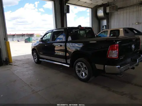 2019 RAM 1500 Big Horn/lone Star 4x4 5'7 Box VIN 1C6SRFFT1KN783572 фото 3