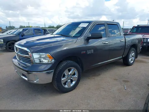 2015 RAM 1500 Big Horn VIN 1C6RR6LT2FS693258 фото 2