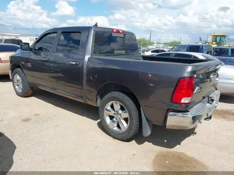 2015 RAM 1500 Big Horn VIN 1C6RR6LT2FS693258 фото 3