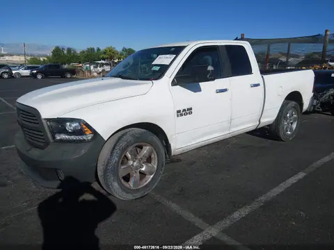 2015 RAM 1500 Big Horn VIN 1C6RR6GM5FS677235 фото 2