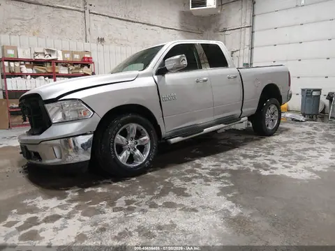 2016 RAM 1500 Big Horn VIN 1C6RR7GG1GS202232 фото 2