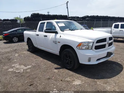 1C6RR7FT8KS551380 — 2019 RAM 1500 Classic Express 4X4 6'4 Box, Правый бок (Right Side), фото до ремонта