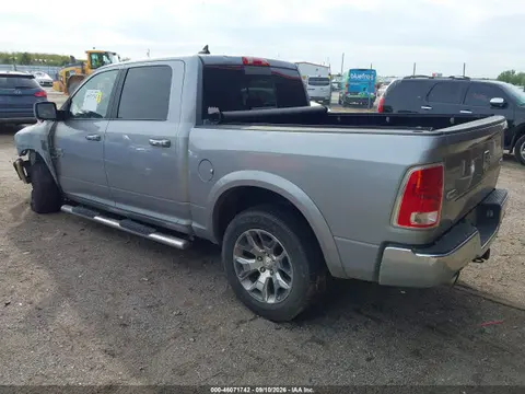 2019 RAM 1500 Classic Laramie 4x4 5'7 Box VIN 1C6RR7NM4KS720448 фото 3