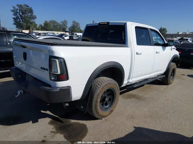 1C6RR7LG3KS592944 — 2019 RAM 1500 Classic SLT 4X4 5'7 Box, фото 4 с аукциона IAAI 14.10.2026, Передняя часть