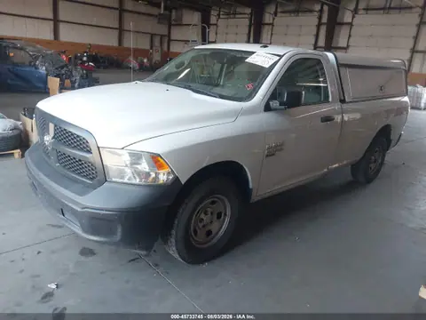 2019 RAM 1500 Classic Tradesman 4x4 8' Box VIN 3C6JR7DG9KG600001 фото 2