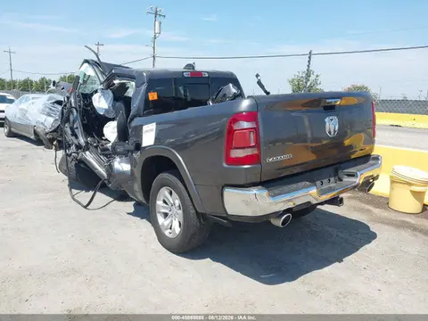 2020 RAM 1500 Laramie 4x2 5'7 Box VIN 1C6RREJT7LN320837 фото 3