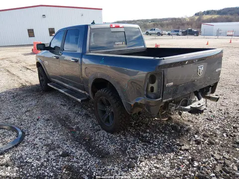 2018 RAM 1500 Laramie 4x4 5'7 Box VIN 1C6RR7NM2JS257594 фото 3