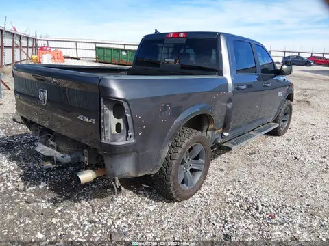 2018 RAM 1500 Laramie 4x4 5'7 Box VIN 1C6RR7NM2JS257594 фото 4