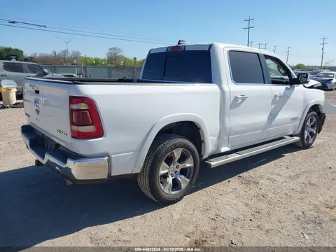 2020 RAM 1500 Laramie 4x4 5'7 Box VIN 1C6SRFJT1LN242854 фото 4