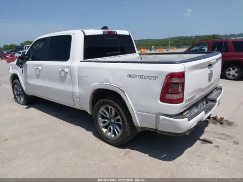 2020 RAM 1500 Laramie 4x4 5'7 Box VIN 1C6SRFJT2LN387708 фото 3