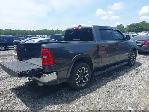2026 RAM 1500 Laramie 4x4 5'7 Box VIN 1C6SRFJP3TN197922 фото 4