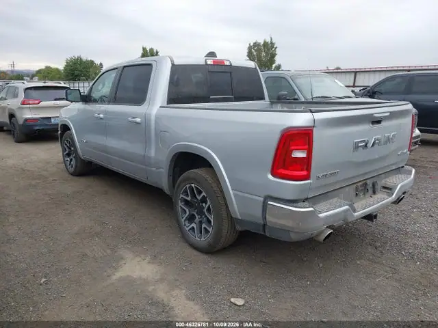 1C6SRFJP8TN325880 — 2026 RAM 1500 Laramie 4X4 5'7 Box, фото 3 с аукциона IAAI 14.10.2026, Естественный износ