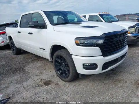2025 RAM 1500 Laramie 4x4 6'4 Box VIN 1C6SRFRP8SN720287 фото 1