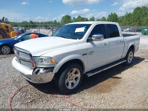 2015 RAM 1500 Laramie Longhorn VIN 1C6RR7PM1FS656629 фото 2