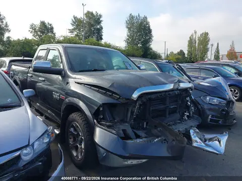 1C6RR7JM7FS711187 — 2015 RAM 1500 Laramie, Передняя часть (Front), фото до ремонта