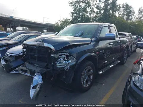2015 RAM 1500 Laramie VIN 1C6RR7JM7FS711187 фото 2