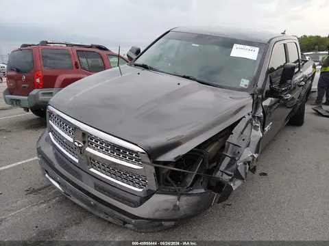 2015 RAM 1500 Laramie VIN 1C6RR6NT3FS755022 фото 2