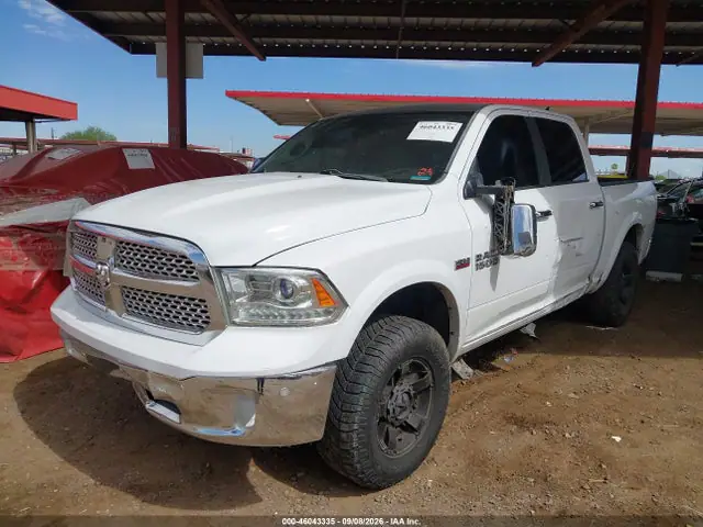 1C6RR7NT9FS684754 — 2015 RAM 1500 Laramie, фото 2 с аукциона IAAI 13.10.2026, Левый бок