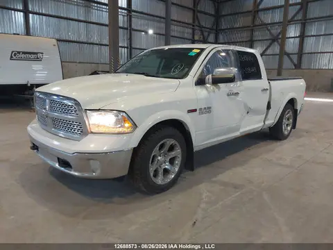 2016 RAM 1500 Laramie VIN 1C6RR7VM6GS218449 фото 2