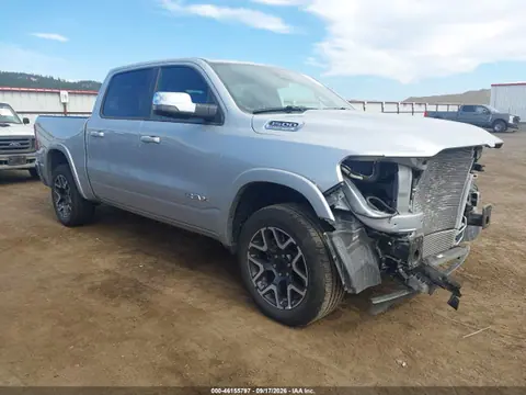 1C6SRFJP4TN369391 — 2026 RAM 1500 Laramie, Передняя часть (Front End), фото до ремонта