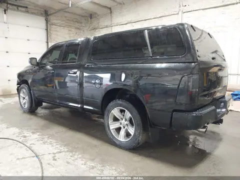 2016 RAM 1500 Sport VIN 1C6RR7HTXGS244068 фото 3
