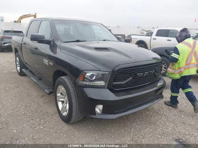 1C6RR7MT4JS269822 — 2018 RAM 1500 Sport, Задняя часть (Rear), фото до ремонта