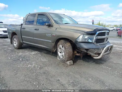 3C6RR7KT4FG652189 — 2015 RAM 1500 ST, Передняя часть (Front), фото до ремонта