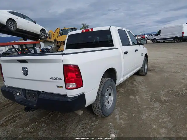 1C6RR7KG3JS297178 — 2018 RAM 1500 Tradesman 4X4 5'7 Box, фото 4 с аукциона IAAI 13.10.2026, Естественный износ