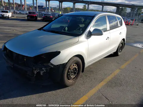 2010 Hyundai Elantra Touring Gl VIN KMHDB8AE7AU074820 фото 2