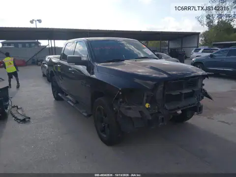1C6RR7LTXJS142316 — 2018 RAM 1500, Правая сторона, фото до ремонта