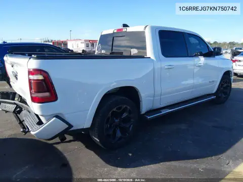 2019 Ram 1500 Laramie 4X2 5'7 Box VIN 1C6RREJG7KN750742 фото 5
