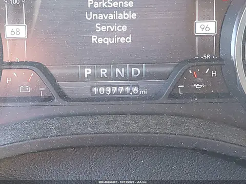2019 Ram 1500 Laramie 4X4 5'7 Box VIN 1C6SRFJT8KN755825 фото 16