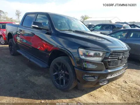 1C6SRFJTXMN616301 — 2021 RAM 1500, Передняя часть, фото до ремонта