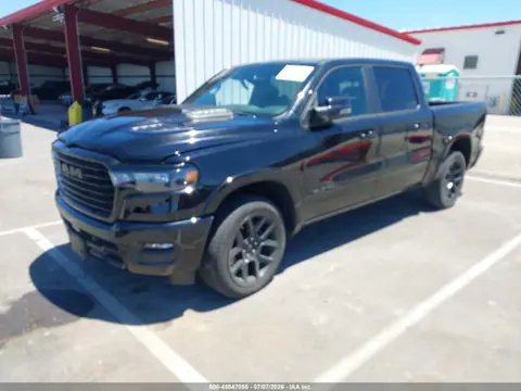 2025 RAM 1500 VIN 1C6SRFJP3SN657837 фото 2