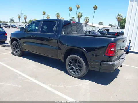 2025 RAM 1500 VIN 1C6SRFJP3SN657837 фото 3