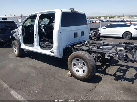 2025 RAM 1500 VIN 1C6RREGG0SN642115 фото 3