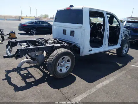 2025 RAM 1500 VIN 1C6RREGG0SN642115 фото 4