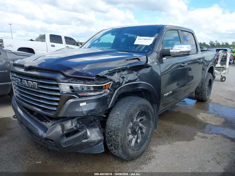 2025 Ram 1500 Laramie 4X4 5'7 Box VIN 1C6SRFJP9SN641853 фото 3