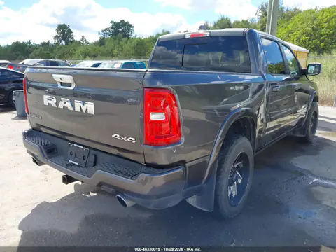2025 Ram 1500 Laramie 4X4 5'7 Box VIN 1C6SRFJP9SN641853 фото 5
