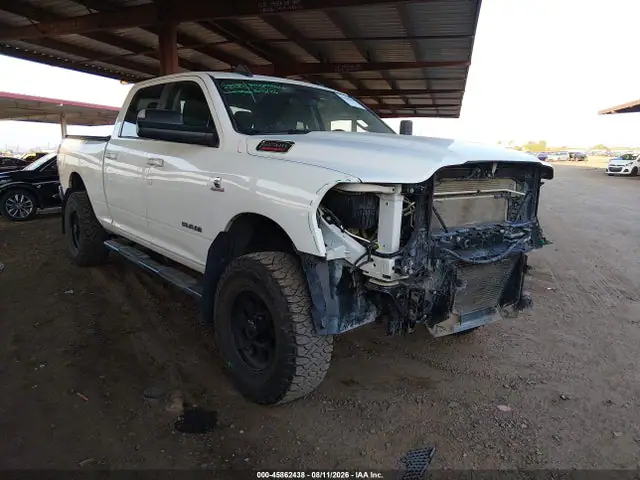 3C6UR5DL6LG139923 — 2020 RAM 2500 Big Horn 4X4 6'4 Box, Передняя часть (Front End), фото до ремонта