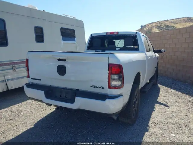 3C6UR5DL6RG209543 — 2024 RAM 2500 Big Horn 4X4 6'4 Box, фото 4 с аукциона IAAI 14.10.2026, Угон