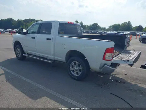 2024 RAM 2500 Big Horn 4x4 6'4 Box VIN 3C6UR5DJ2RG146004 фото 3