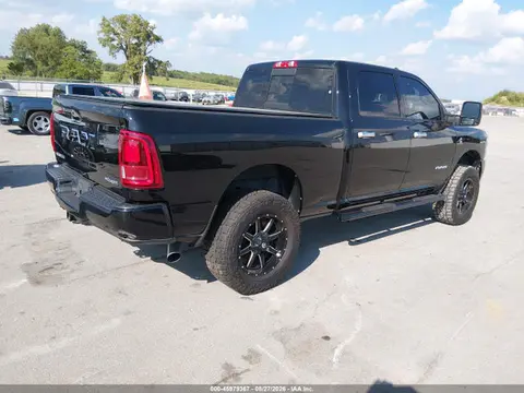 2025 RAM 2500 Laramie 4x4 6'4 Box VIN 3C6UR5FL8SG530650 фото 4