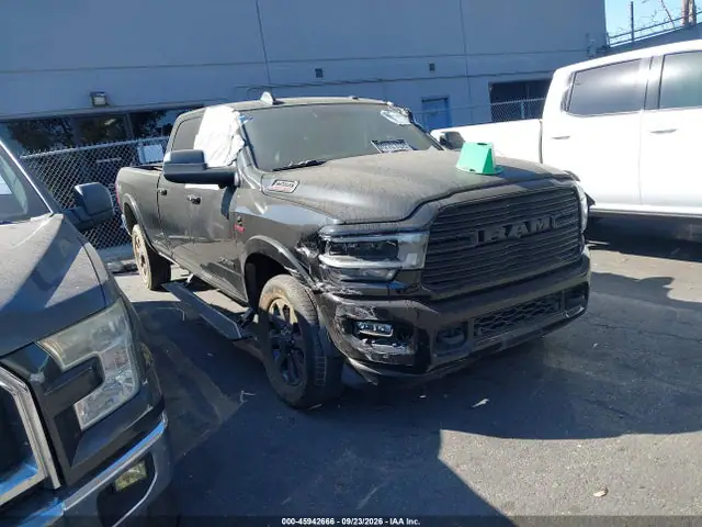 3C6UR5KL9KG654089 — 2019 RAM 2500 Laramie 4X4 8' Box, Левый бок (Left Side), фото до ремонта