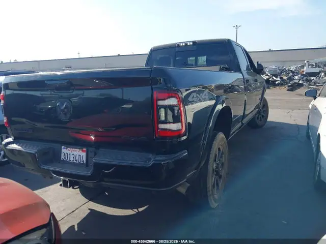 3C6UR5KL9KG654089 — 2019 RAM 2500 Laramie 4X4 8' Box, фото 4 с аукциона IAAI 30.09.2026, Левый бок
