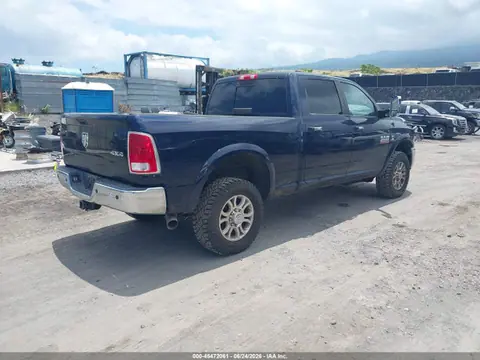 2015 RAM 2500 Laramie VIN 3C6UR5FL4FG566194 фото 4