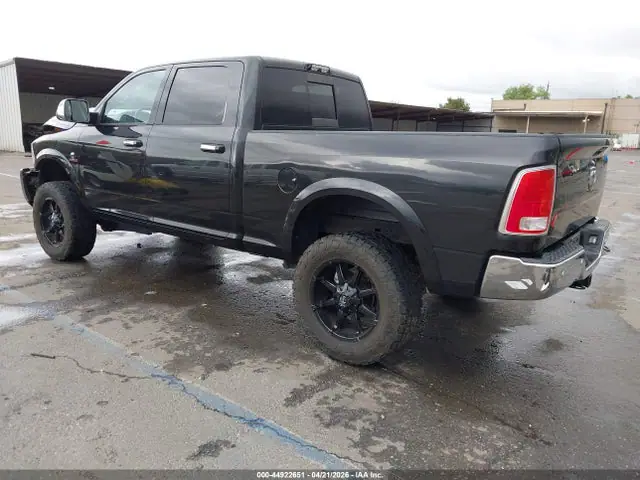 3C6UR5FL6GG317283 — 2016 RAM 2500 Laramie, фото 3 с аукциона IAAI 14.10.2026, Передняя часть